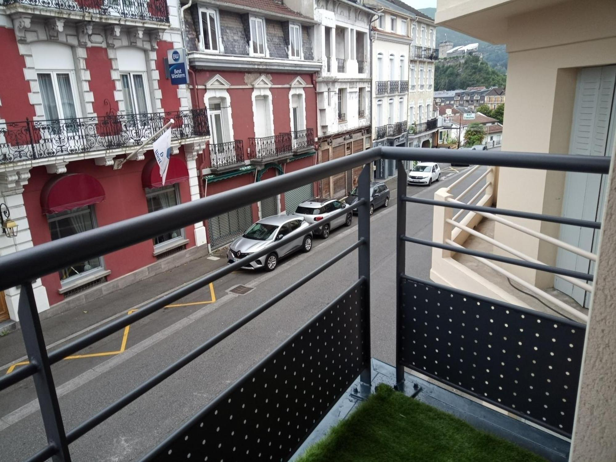 Appartement Agreable Familial A Lourdes, Proche Gare Lourdes